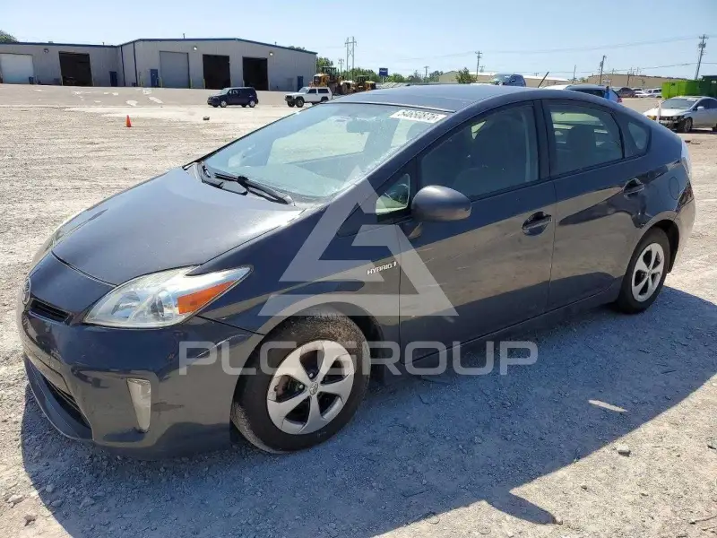 2013 Toyota PRIUS фото