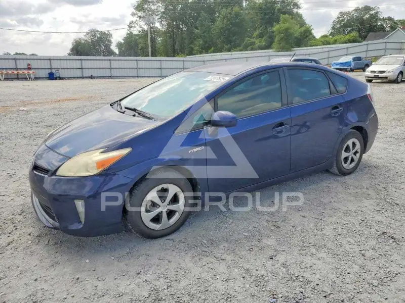 2013 Toyota PRIUS фото