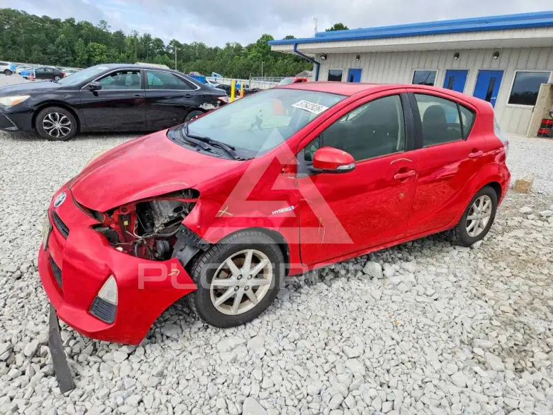 2013 Toyota PRIUS photo