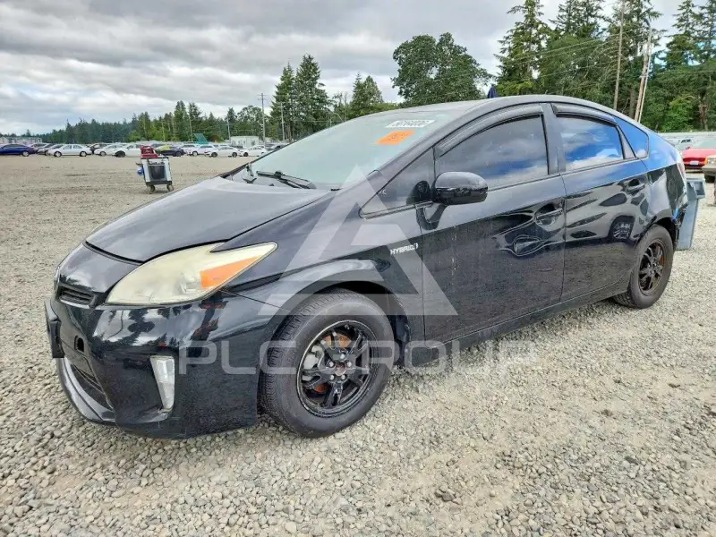 2013 Toyota PRIUS photo