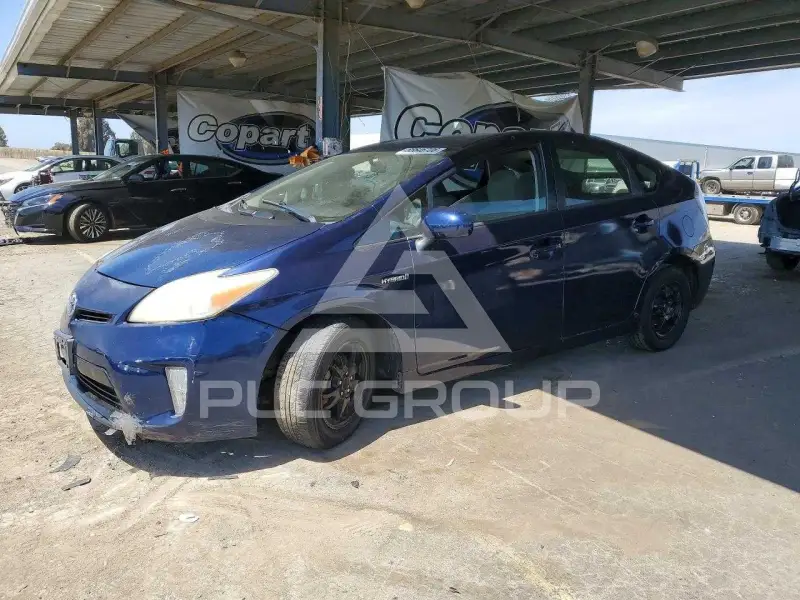 2013 Toyota PRIUS photo