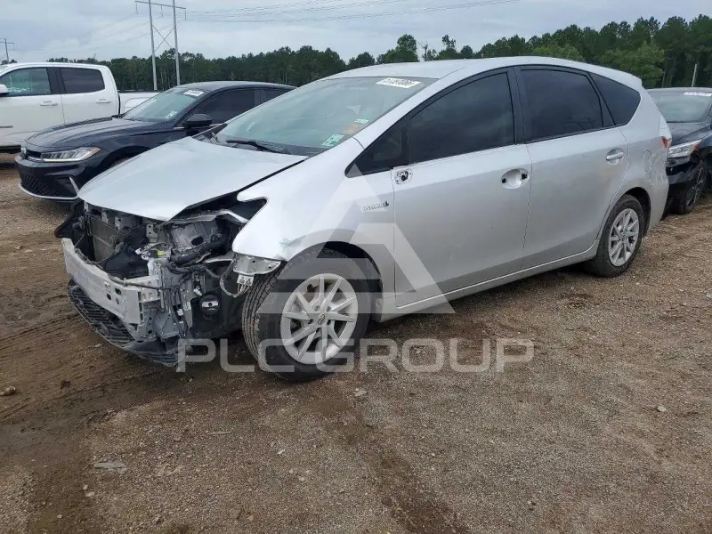 2013 Toyota PRIUS фото