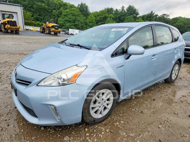 2013 Toyota PRIUS фото
