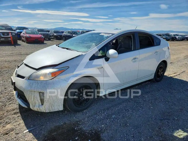 2013 Toyota PRIUS фото