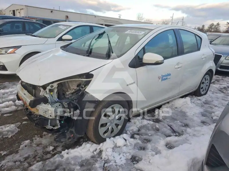 2013 Toyota PRIUS photo