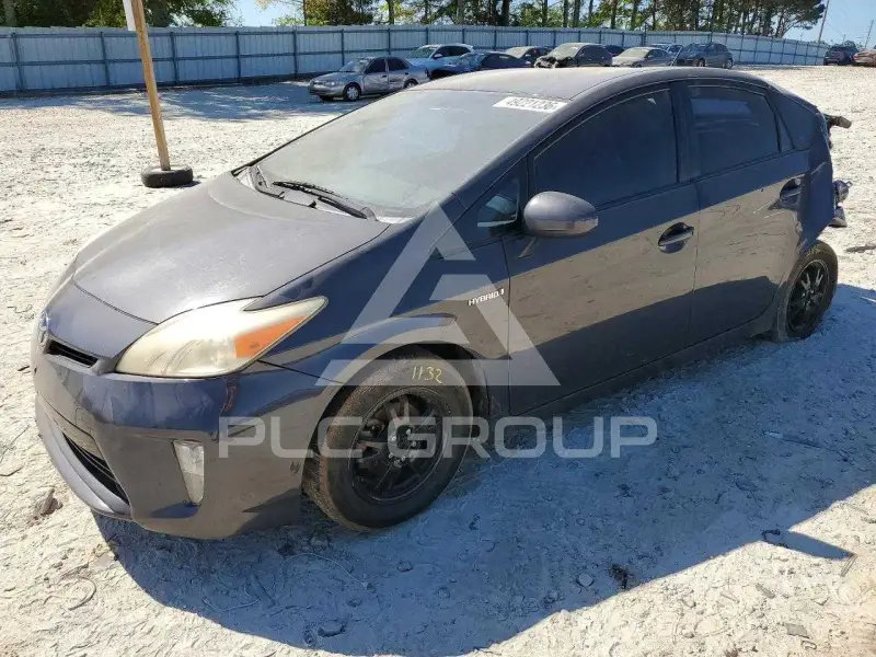 2013 Toyota PRIUS фото