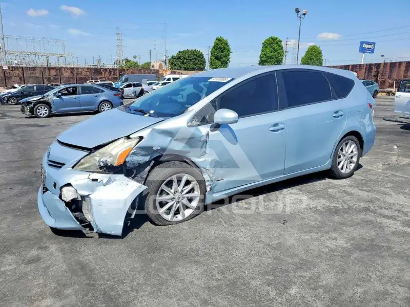 2013 Toyota PRIUS photo