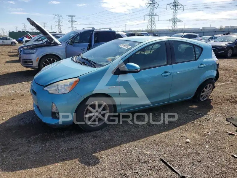 2013 Toyota PRIUS photo