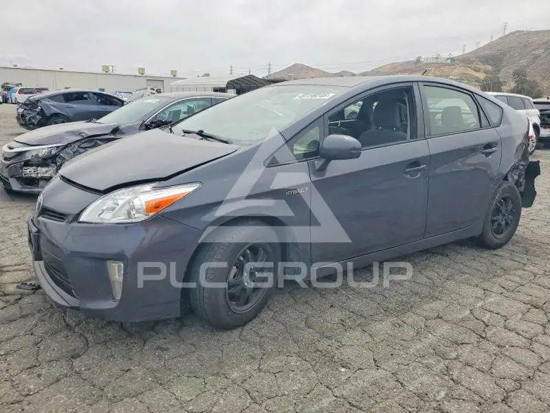 2013 Toyota PRIUS photo