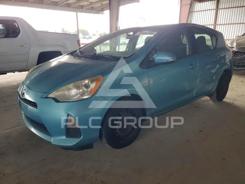 2013 Toyota PRIUS photo