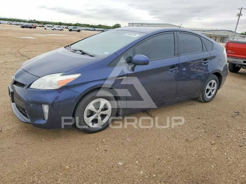 2013 Toyota PRIUS photo