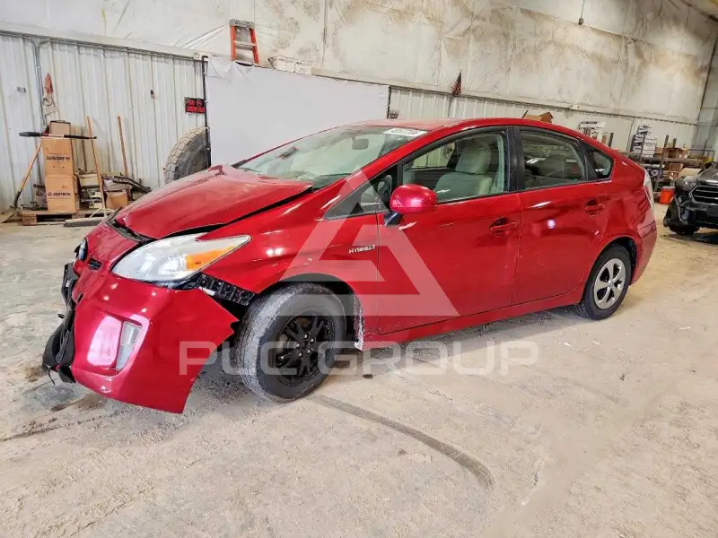 2013 Toyota PRIUS photo