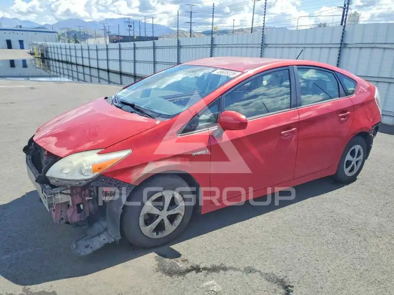 2013 Toyota PRIUS фото