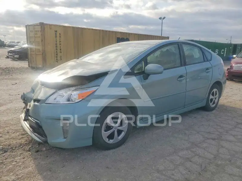 2013 Toyota PRIUS photo