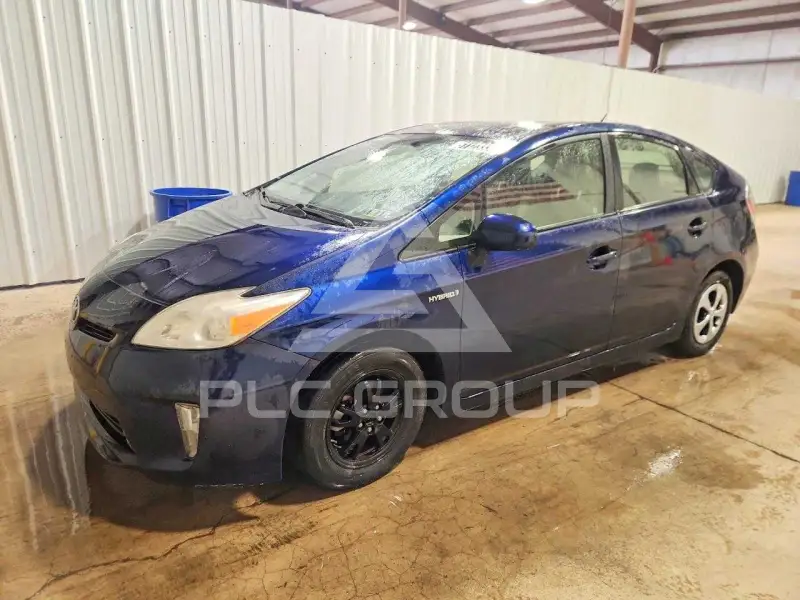 2013 Toyota PRIUS photo