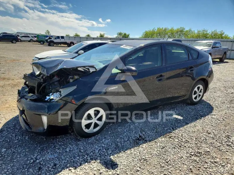 2013 Toyota PRIUS фото