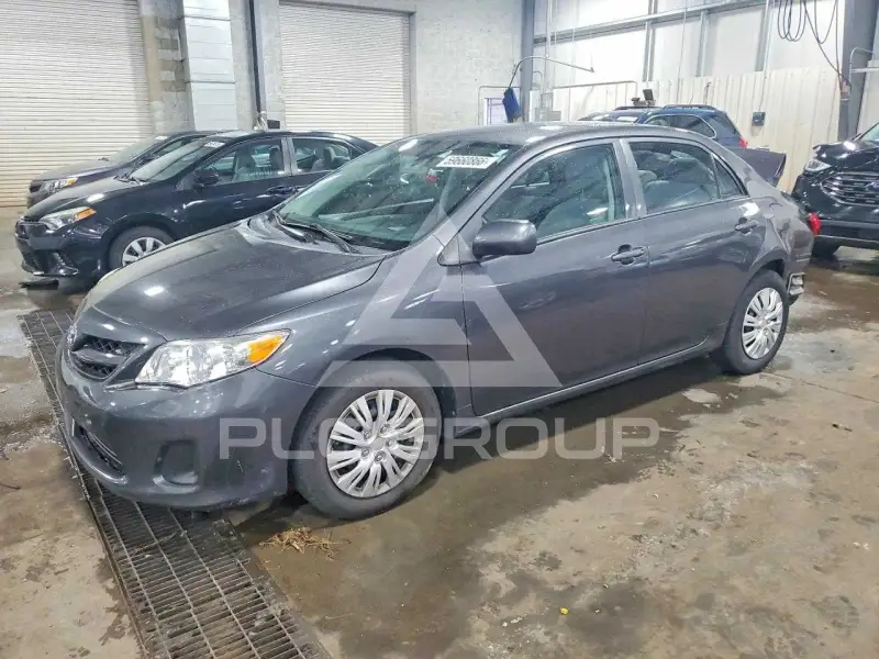 2013 Toyota COROLLA photo