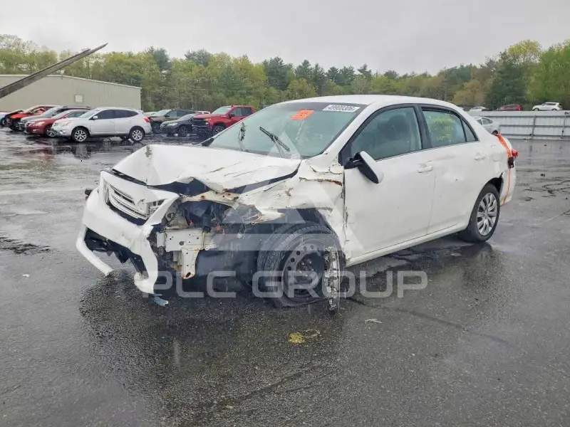 2013 Toyota COROLLA photo