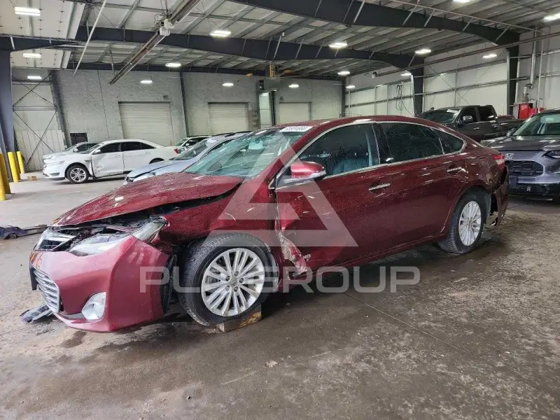 2013 Toyota AVALON фото