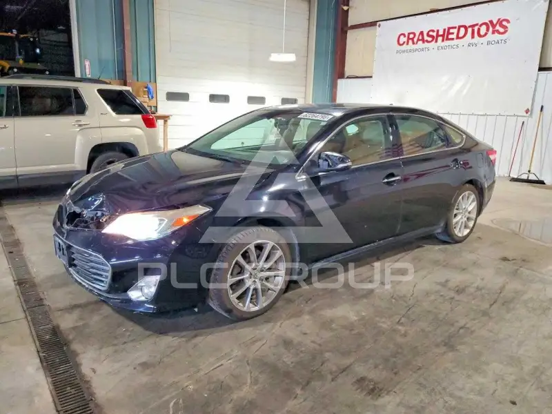 2013 Toyota AVALON фото