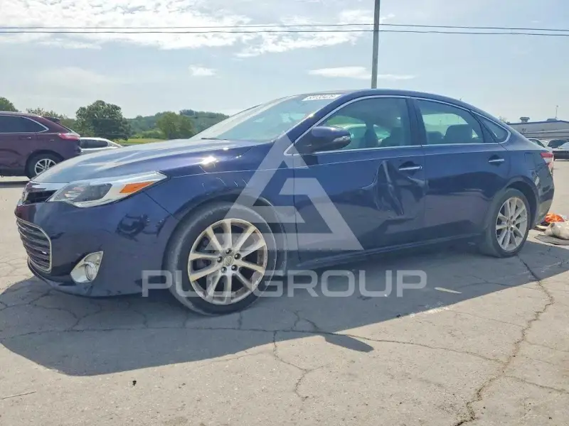 2013 Toyota AVALON photo