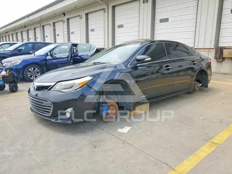 2013 Toyota AVALON фото