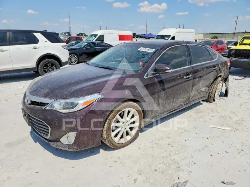 2013 Toyota AVALON photo