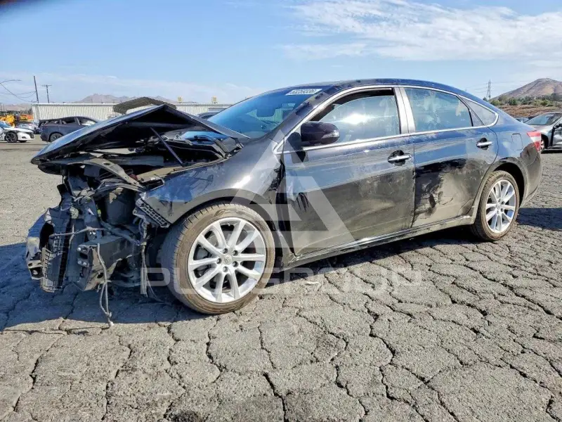 2013 Toyota AVALON фото