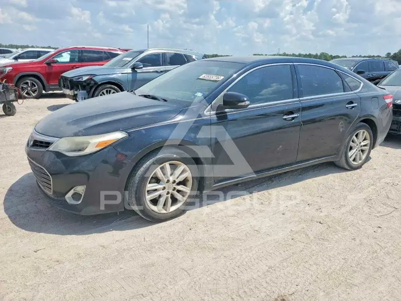 2013 Toyota AVALON фото