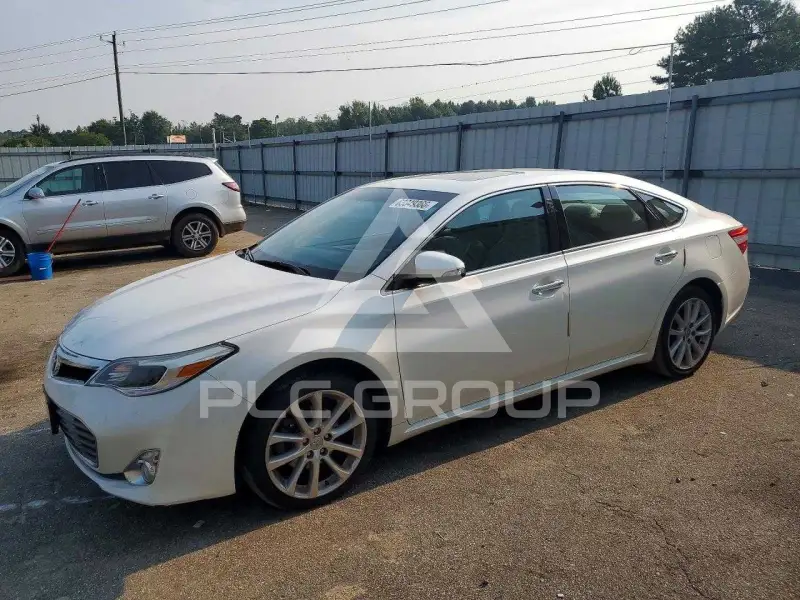 2013 Toyota AVALON фото