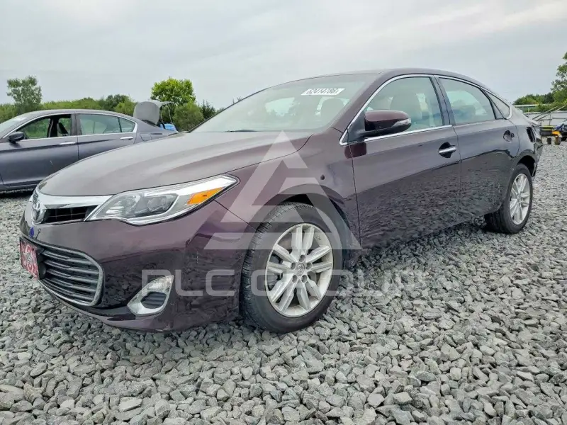 2013 Toyota AVALON photo