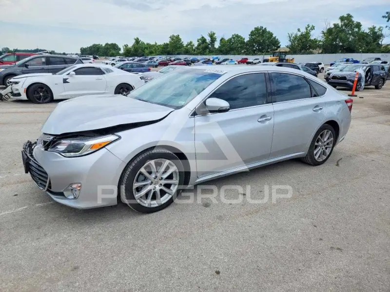 2013 Toyota AVALON фото