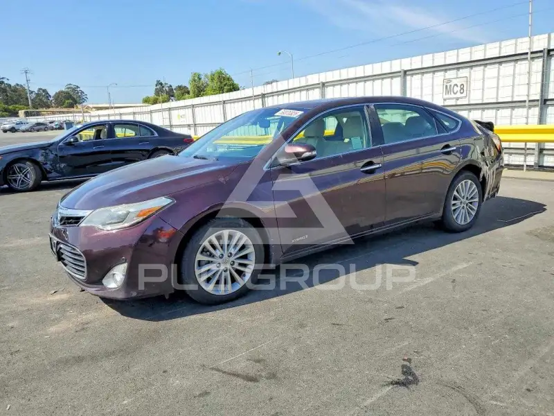 2013 Toyota AVALON фото