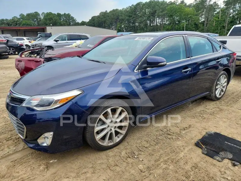 2013 Toyota AVALON фото