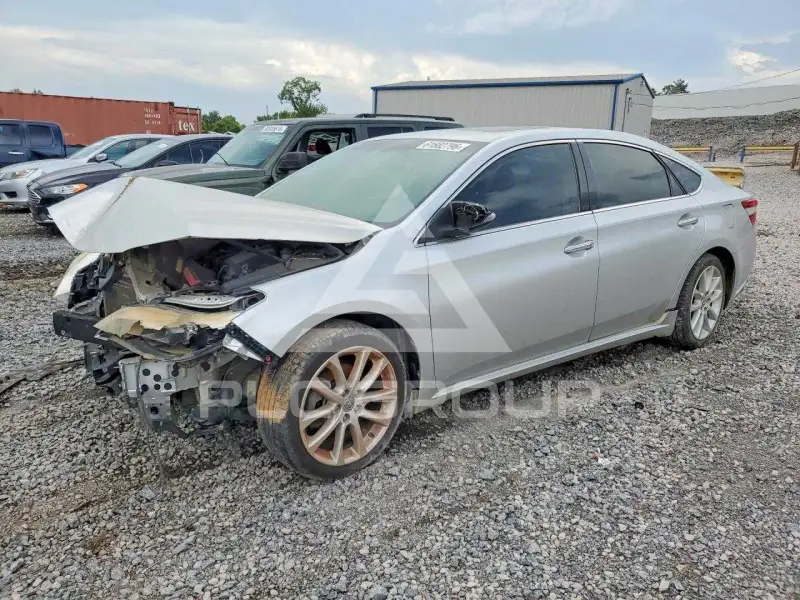 2013 Toyota AVALON фото