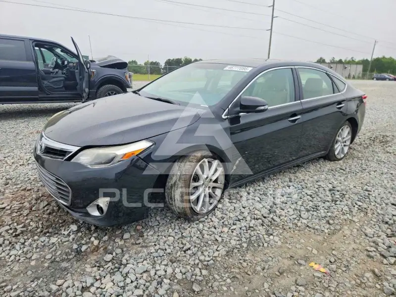2013 Toyota AVALON photo