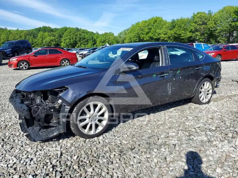 2013 Toyota AVALON фото