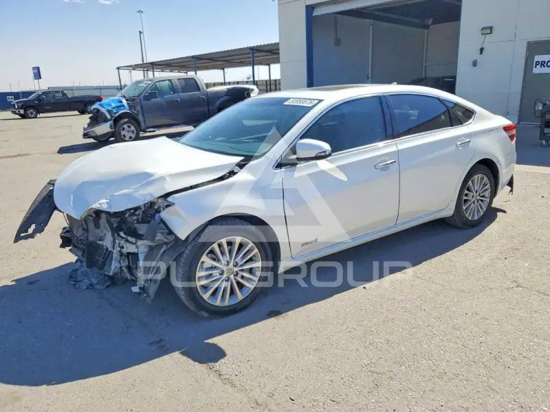 2013 Toyota AVALON фото