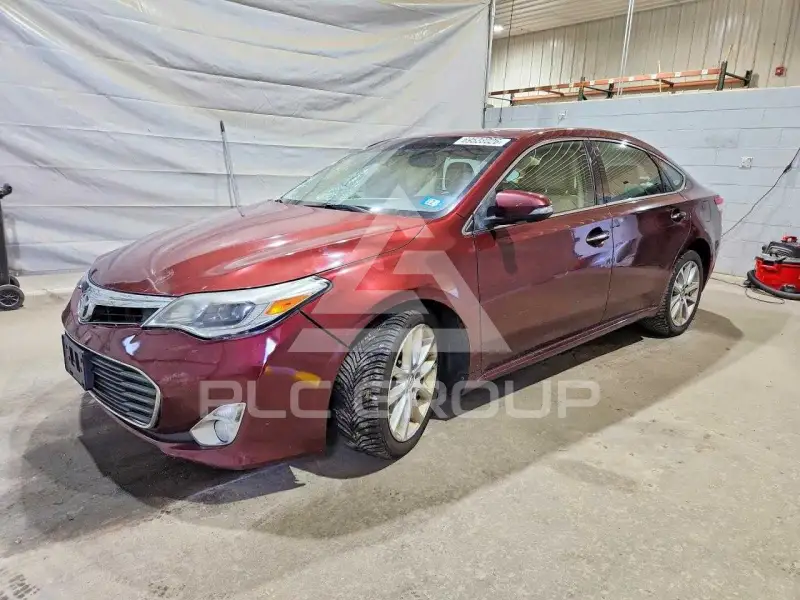 2013 Toyota AVALON photo