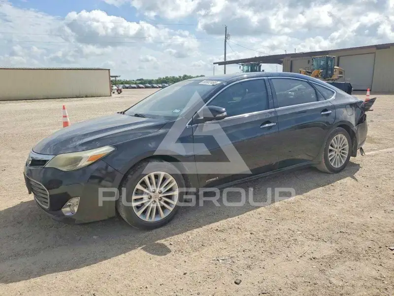 2013 Toyota AVALON фото