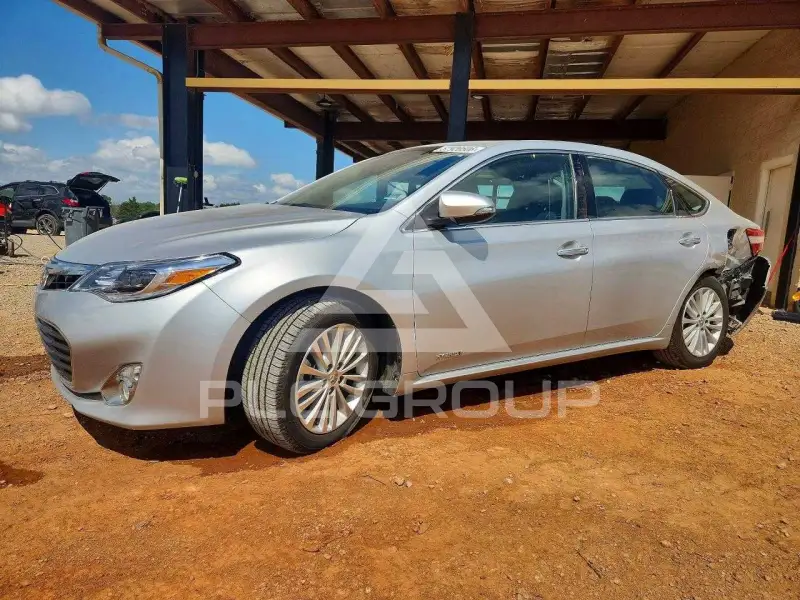 2013 Toyota AVALON фото