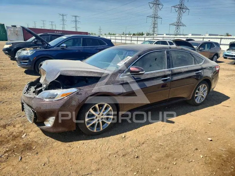 2013 Toyota AVALON photo
