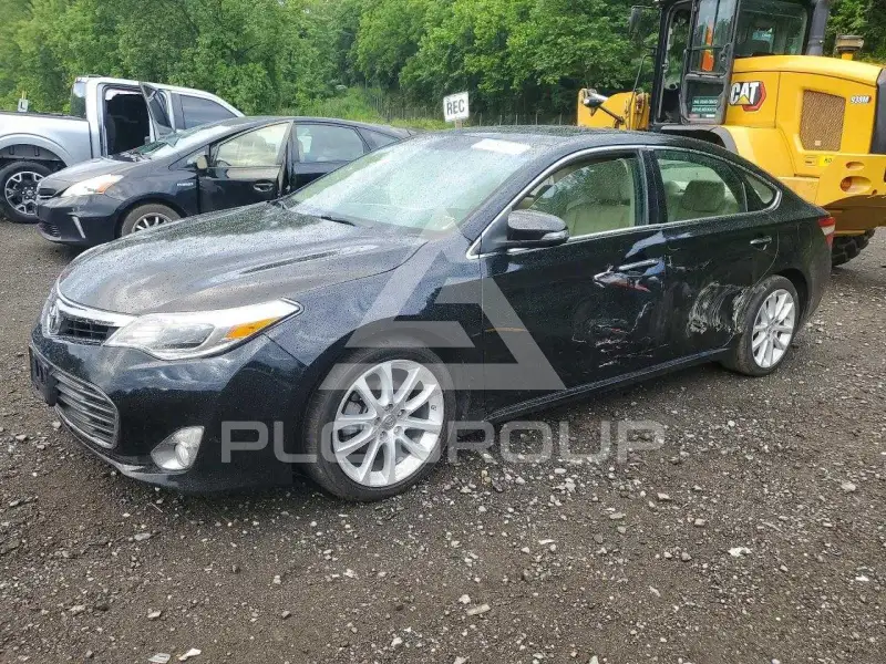 2013 Toyota AVALON фото