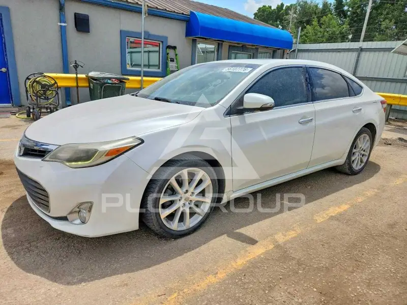 2013 Toyota AVALON фото