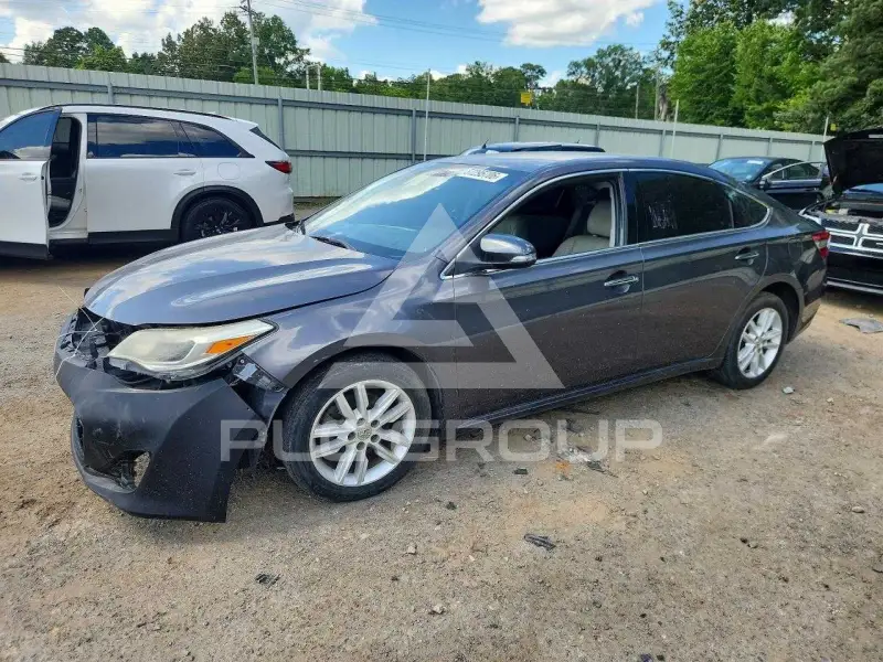 2013 Toyota AVALON фото