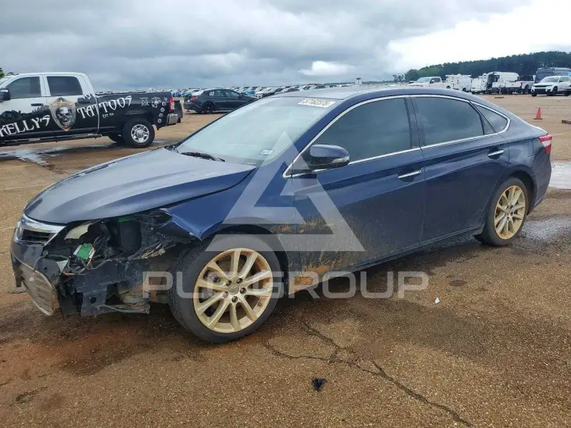 2013 Toyota AVALON photo