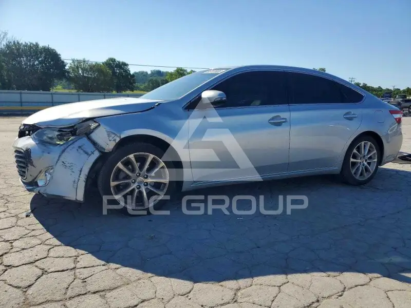 2013 Toyota AVALON фото
