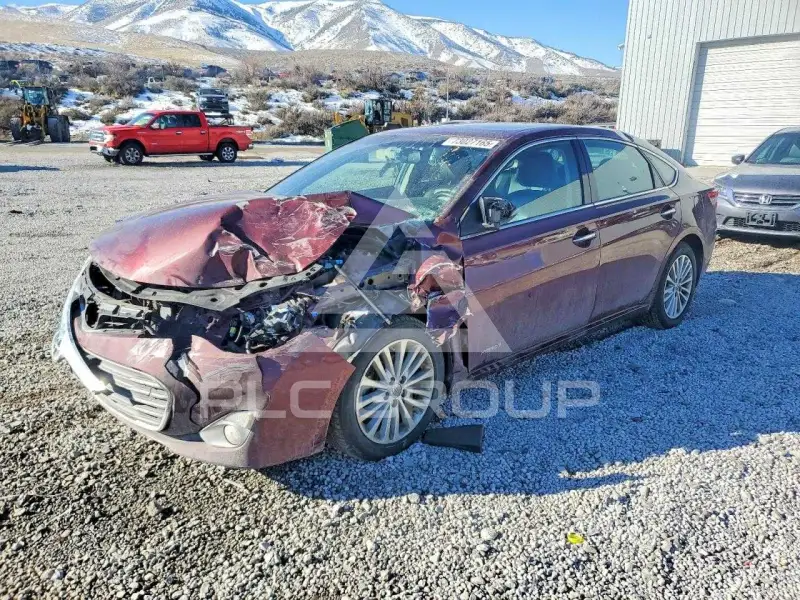 2013 Toyota AVALON фото
