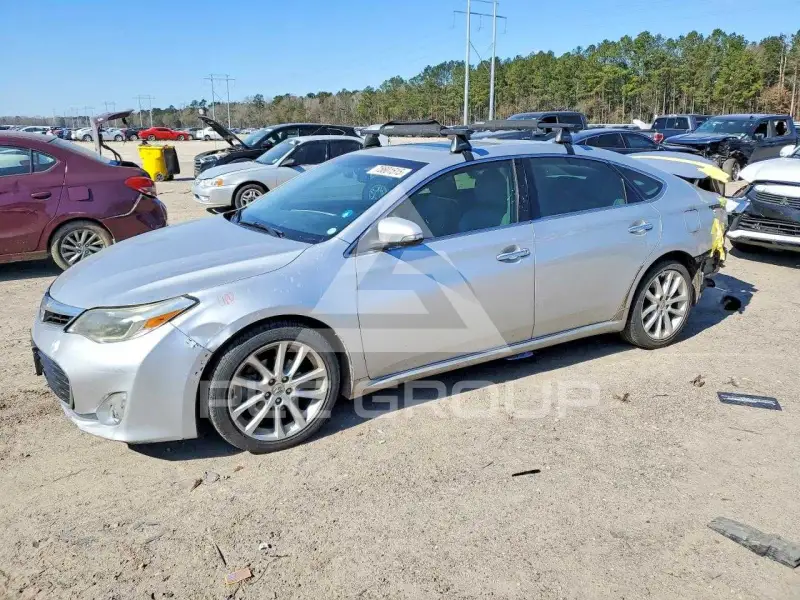 2013 Toyota AVALON фото