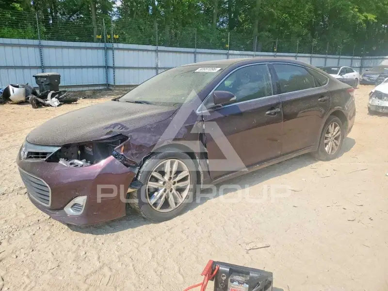 2013 Toyota AVALON фото